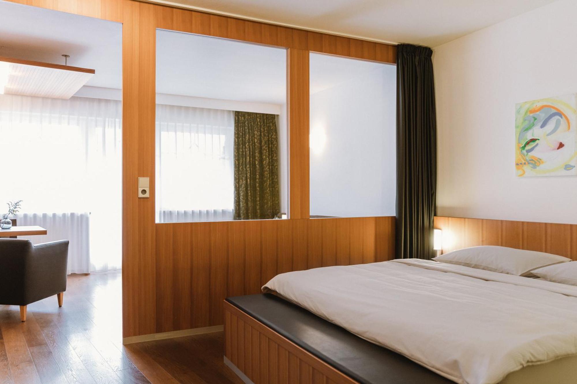Lindenhof Pure Luxury & Spa Dolcevita Resort Naturns Quarto foto